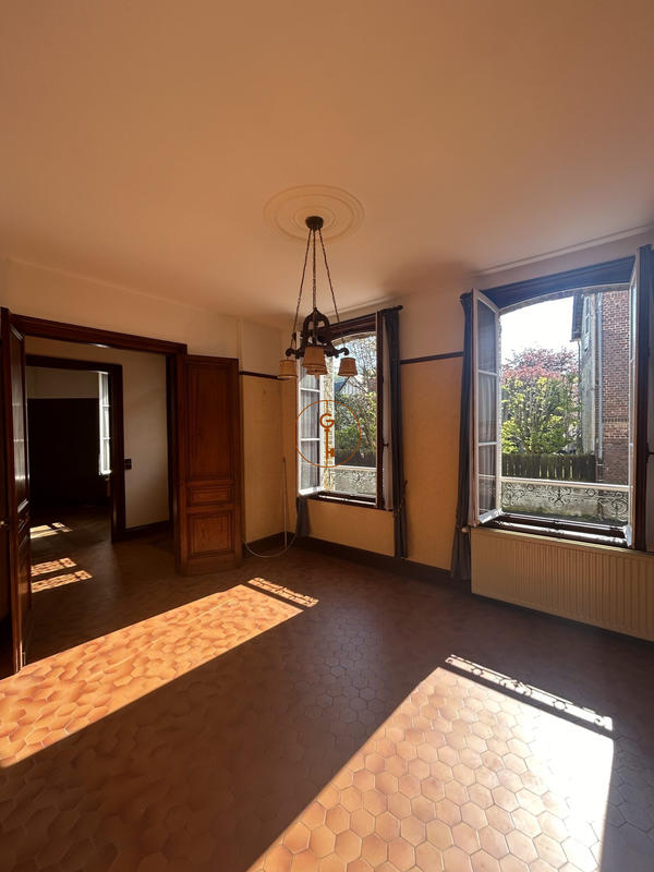 Maison ancienne - 136 m² - 7 pièces