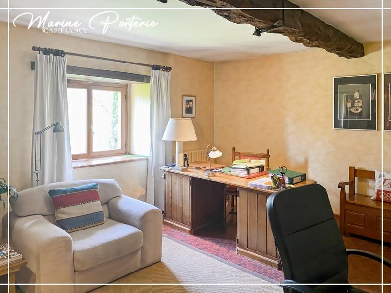 Maison en pierre - 235 m² - 5 pièces