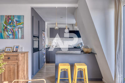 Appartement - 85 m² - 4 pièces