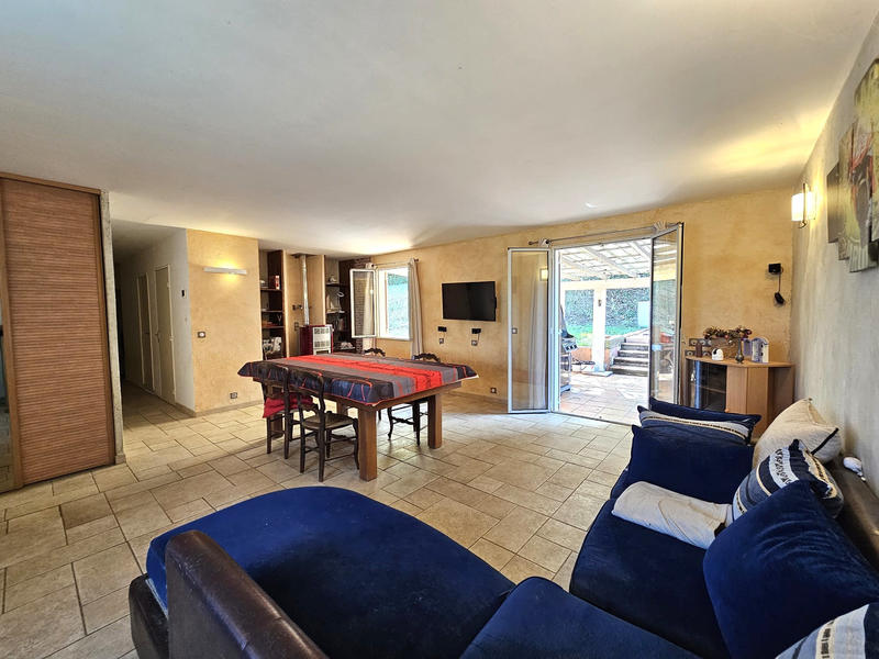 Maison - 120 m² - 4 pièces