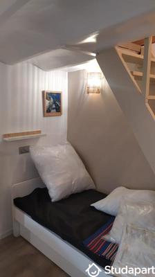 Chambre - 13 m² - 1 pièce