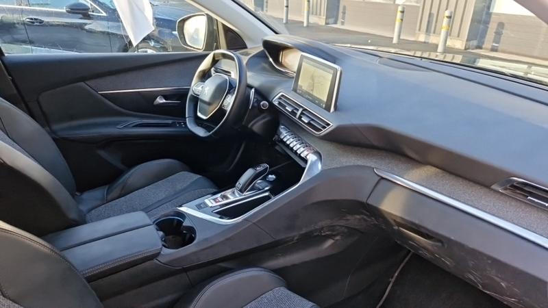 Peugeot 3008 Bluehdi 130ch Ss Eat8 Allure