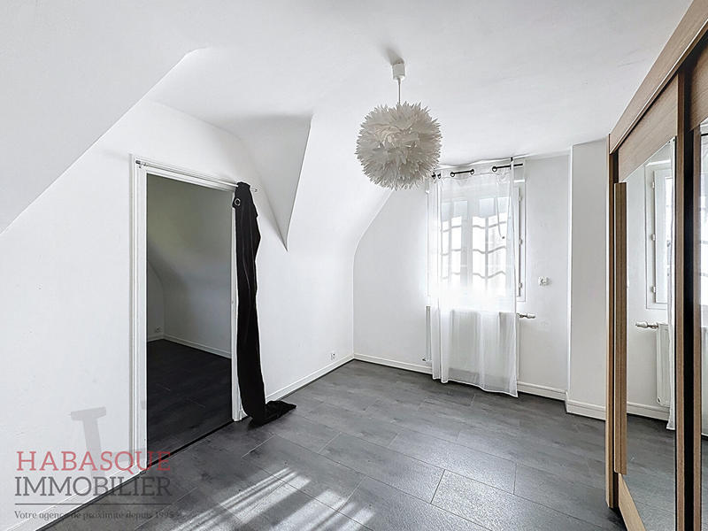 Maison - 154 m² - 7 pièces