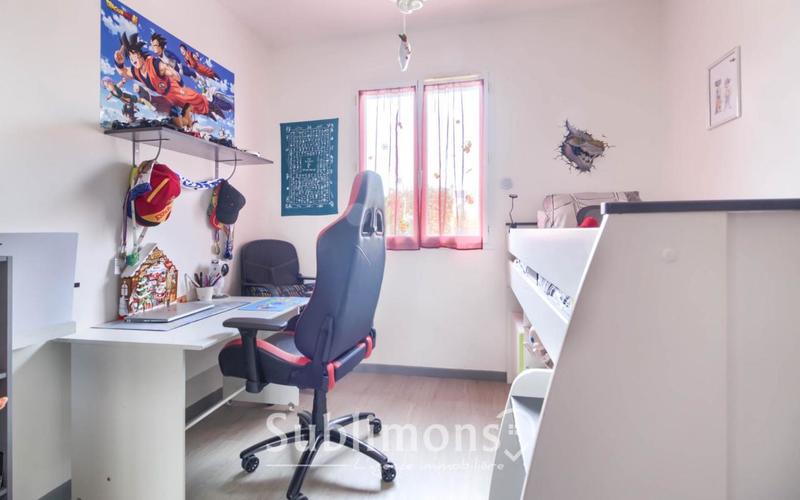 Maison - 95 m² - 5 pièces