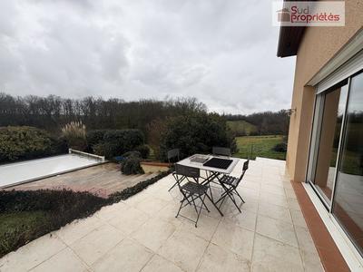 Maison - 175 m² - 5 pièces