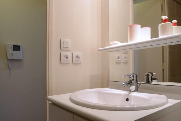 Studio - 25 m² - 1 pièce