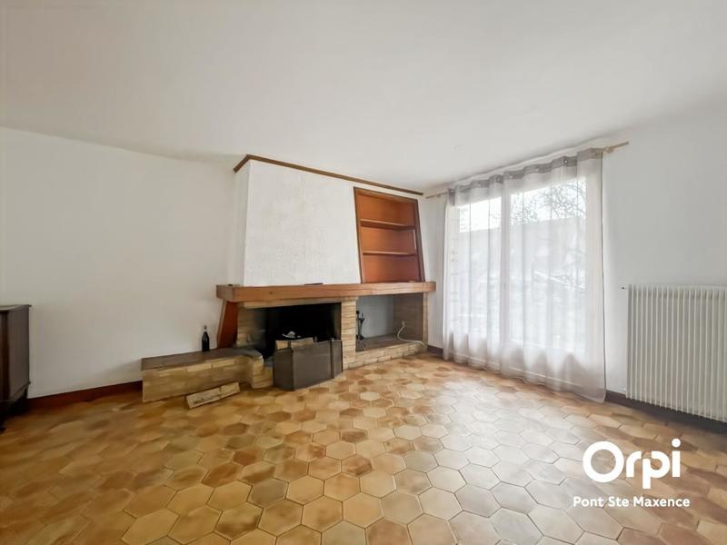 Maison - 98 m² - 4 pièces