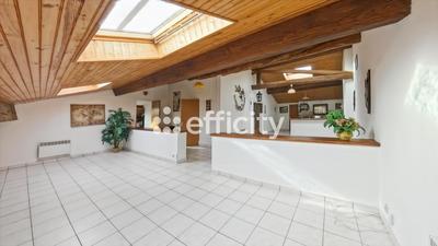 Appartement - 105 m² - 3 pièces