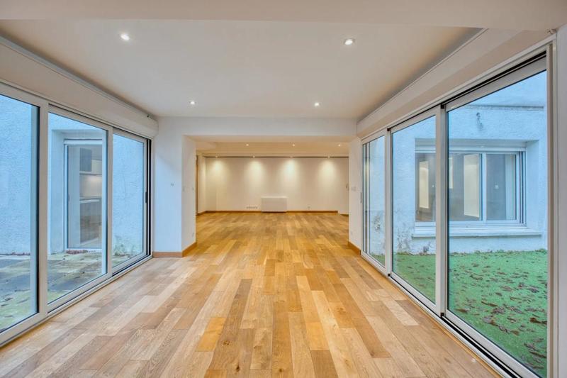 Appartement - 177 m² - 8 pièces