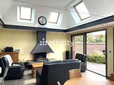 Maison traditionnelle - 190 m² - 5 pièces