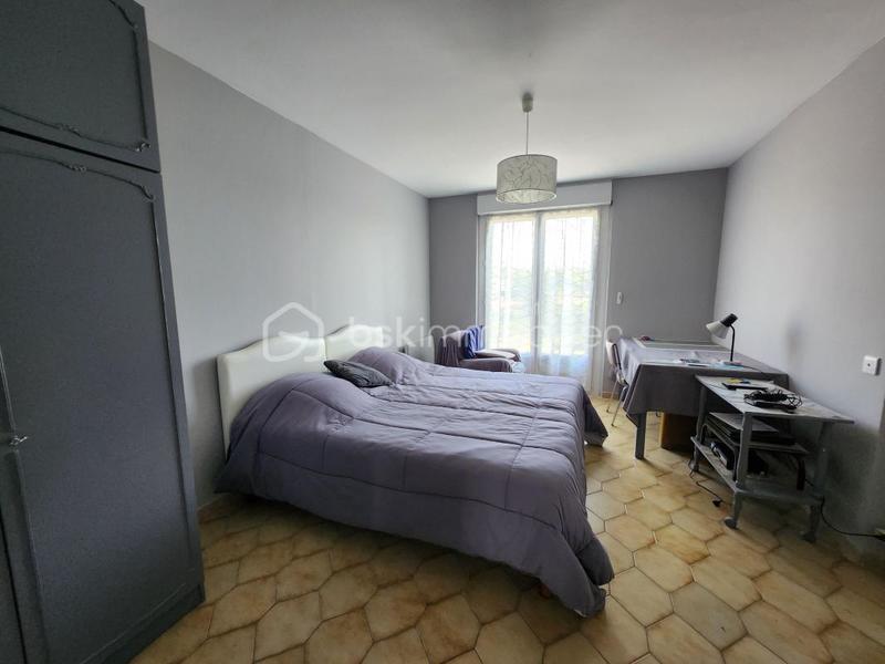 Pavillon - 233 m² - 6 pièces