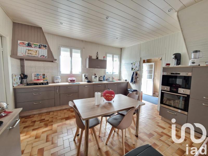 Maison - 145 m² - 6 pièces