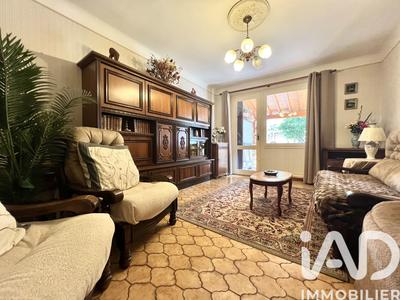 Maison - 104 m² - 5 pièces