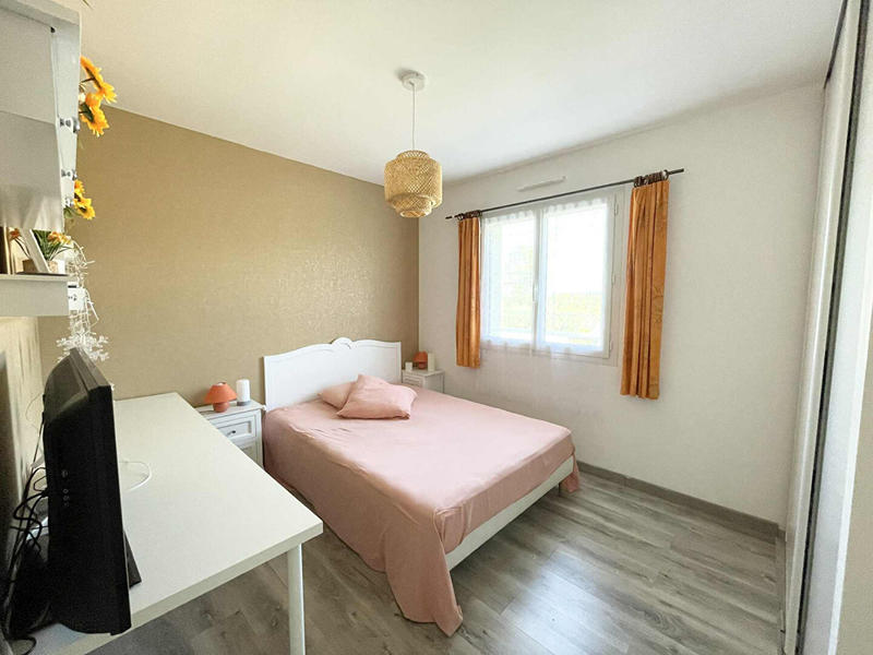 Maison - 96 m² - 5 pièces