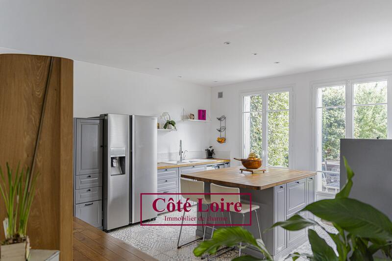 Maison ancienne - 221 m² - 12 pièces