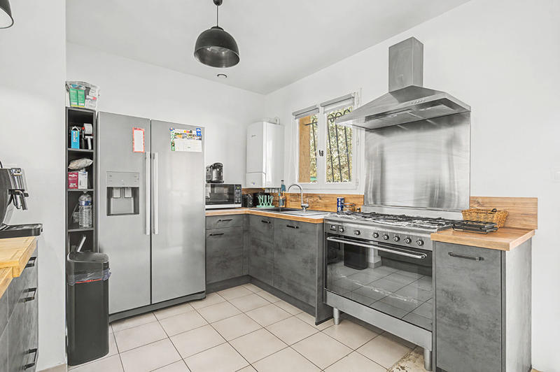 Maison - 84 m² - 4 pièces