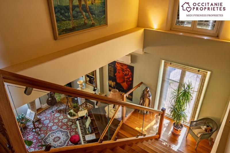 Maison de maîtres - 250 m² - 10 pièces