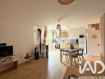 Immeuble - 210 m² - 3 pièces