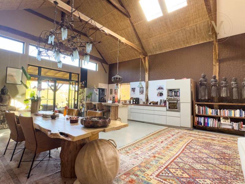 Maison - 145 m² - 2 pièces