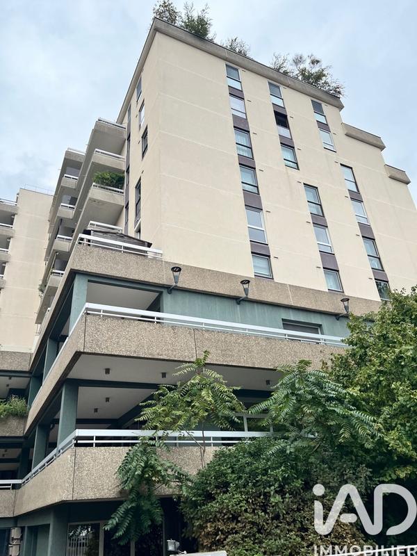 Appartement - 95 m² - 4 pièces