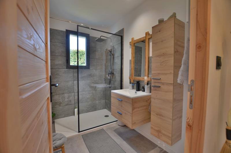 Maison - 180 m² - 7 pièces