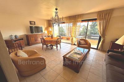 Appartement - 76 m² - 3 pièces