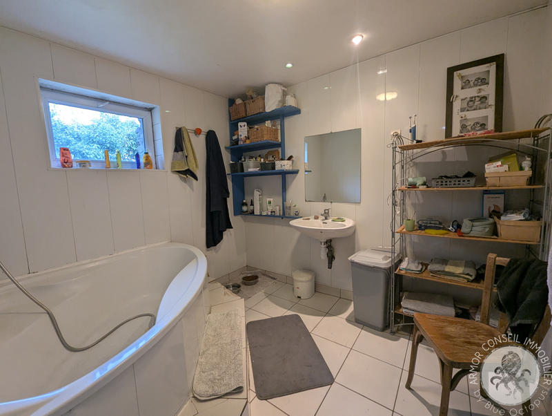 Maison - 169 m² - 8 pièces