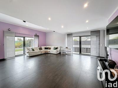 Maison - 230 m² - 6 pièces