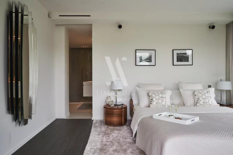 Villa - 330 m² - 7 pièces