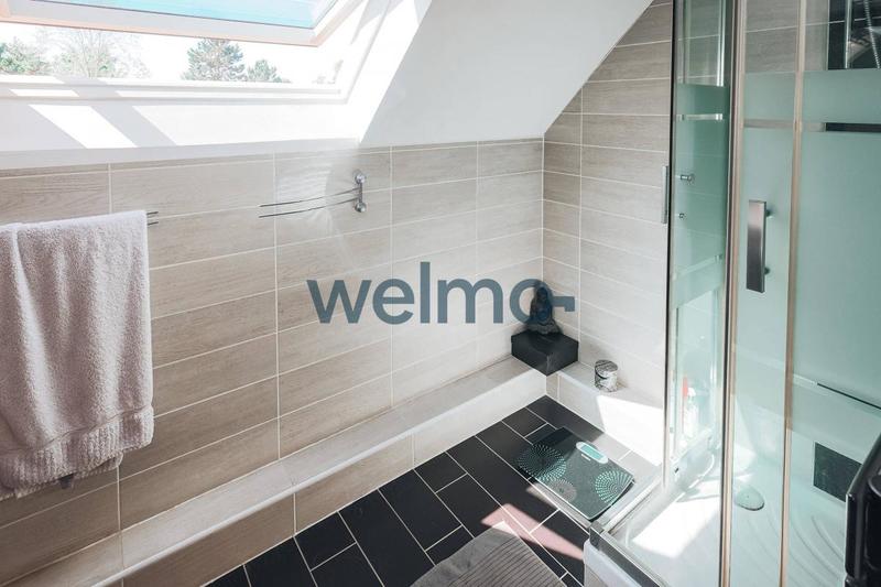 Maison - 165 m² - 6 pièces