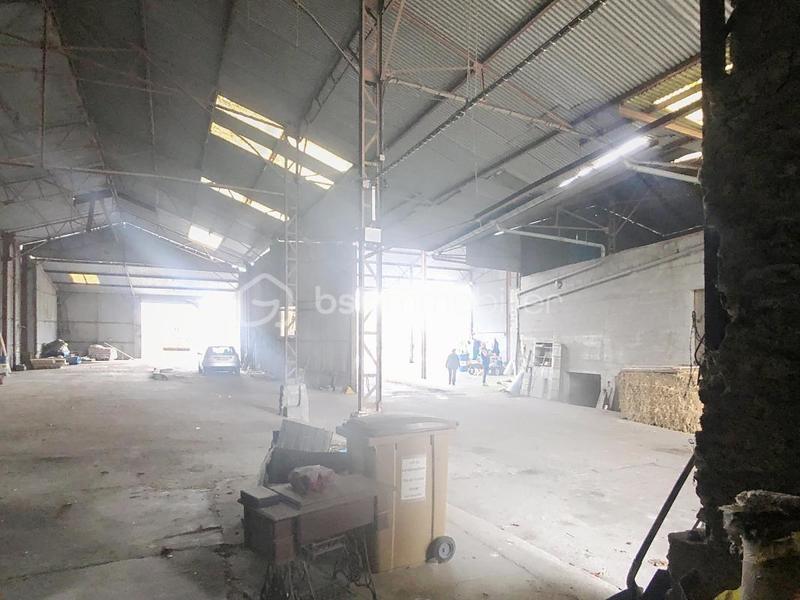 Maison - 241 m² - 6 pièces