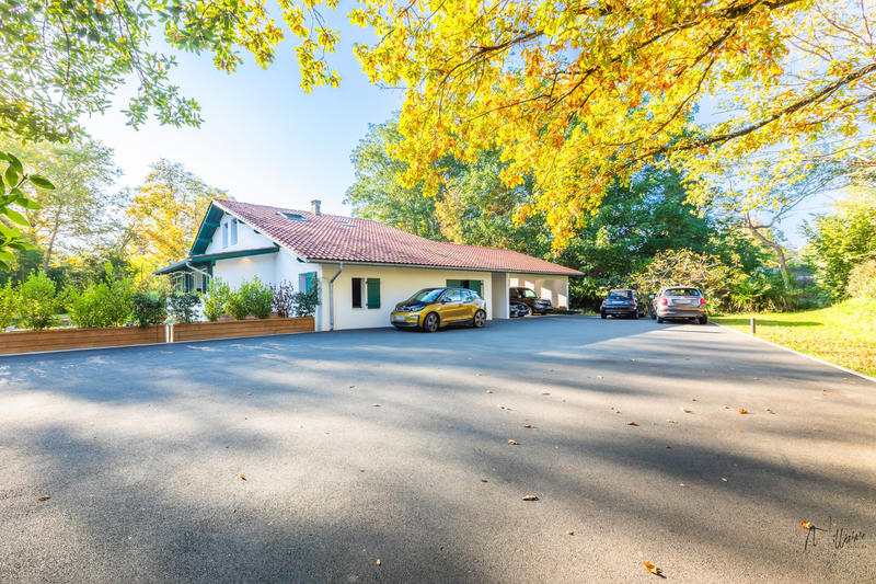 Maison - 162 m² - 6 pièces