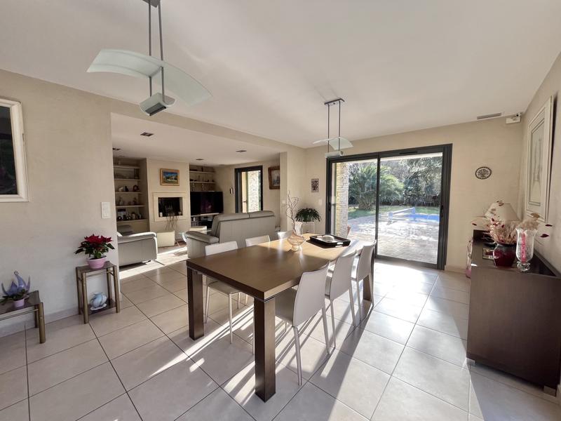 Villa - 160 m² - 6 pièces