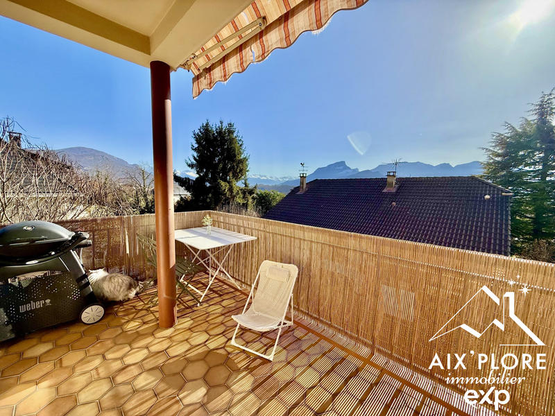 Maison traditionnelle - 121 m² - 6 pièces