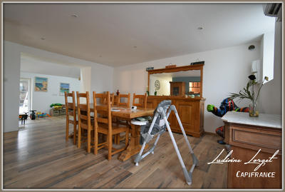 Maison - 192 m² - 8 pièces