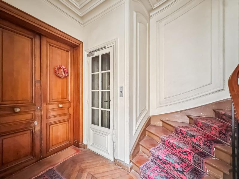 Appartement - 125 m² - 5 pièces