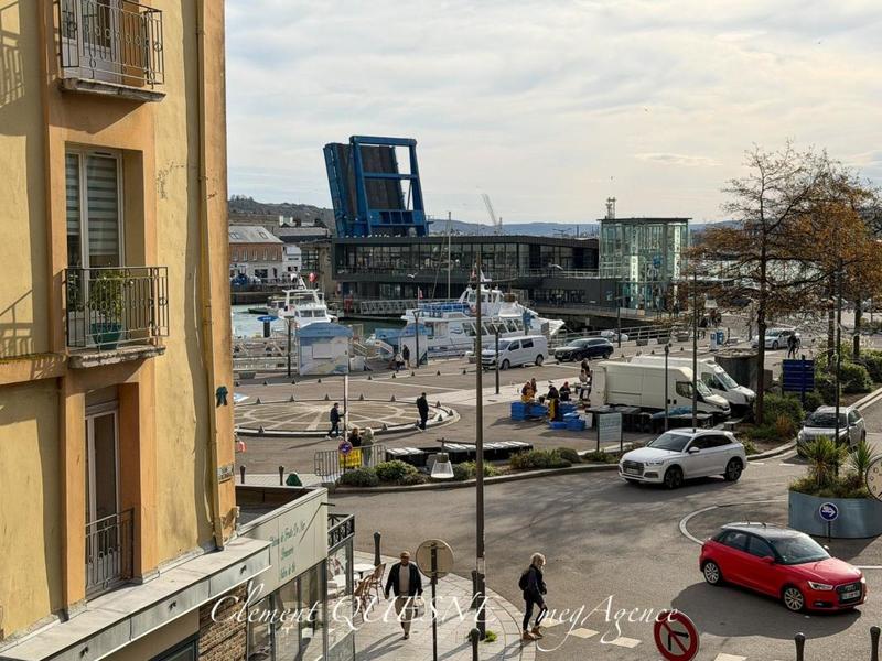 Appartement - 194 m² - 6 pièces