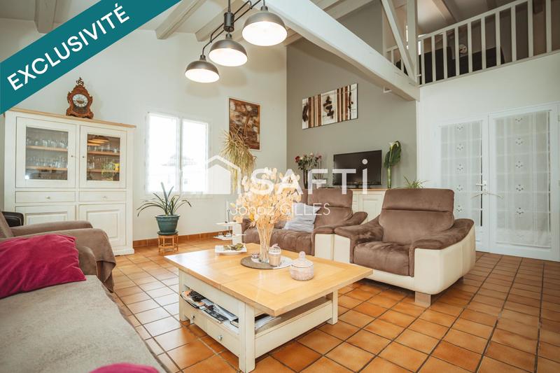 Maison - 200 m² - 6 pièces