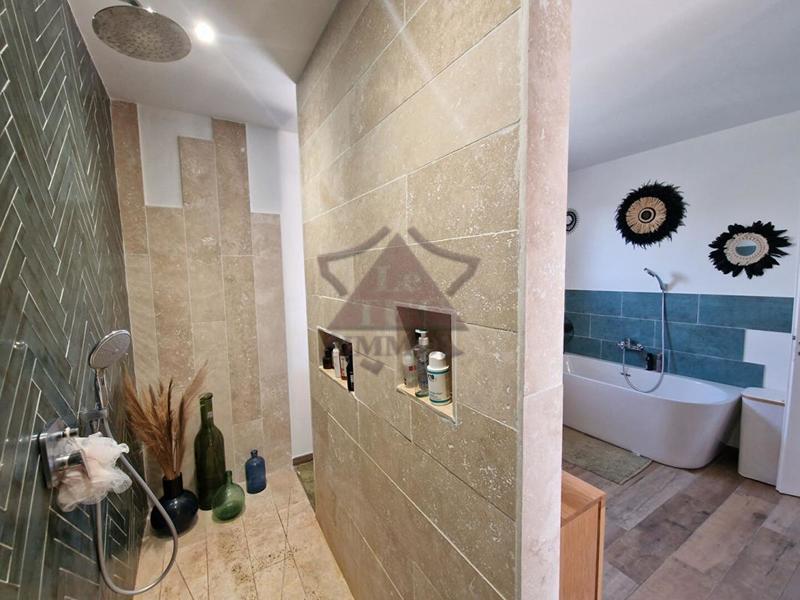 Maison - 172 m² - 6 pièces