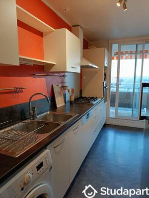 Chambre - 9 m² - 1 pièce