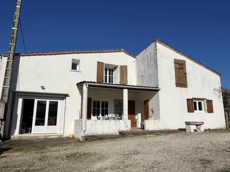 Maison - 135 m² - 6 pièces
