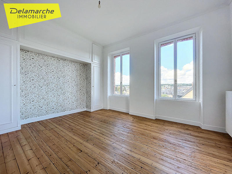 Maison - 188 m² - 9 pièces