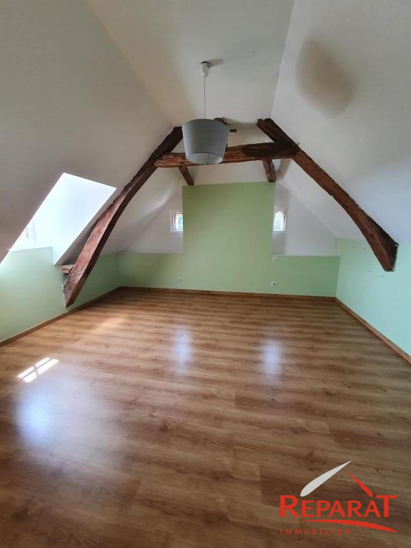 Maison - 180 m² - 7 pièces