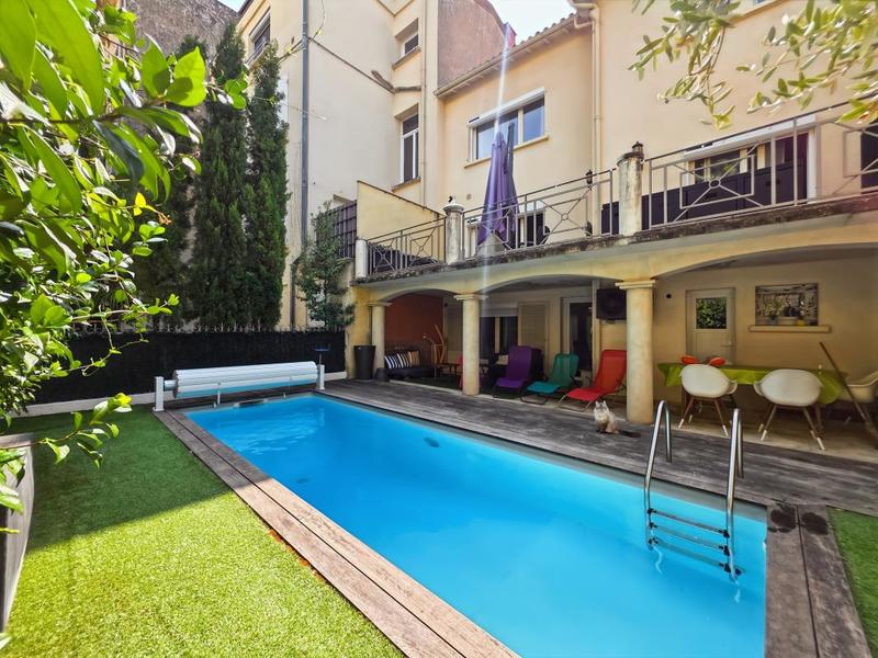 Maison - 185 m² - 7 pièces