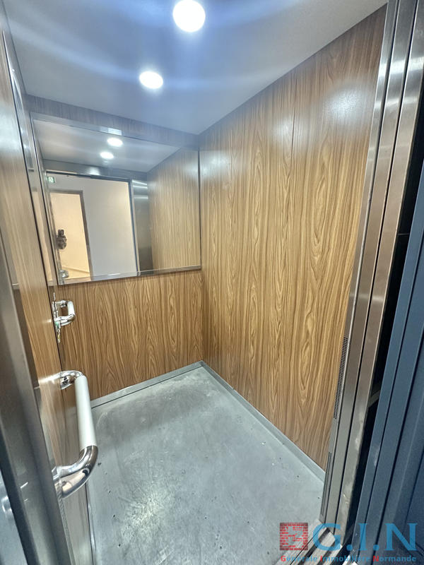 Appartement - 84 m² - 3 pièces