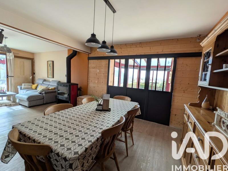 Maison - 135 m² - 5 pièces