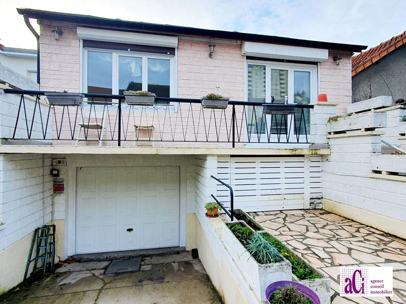 Maison - 76 m² - 4 pièces