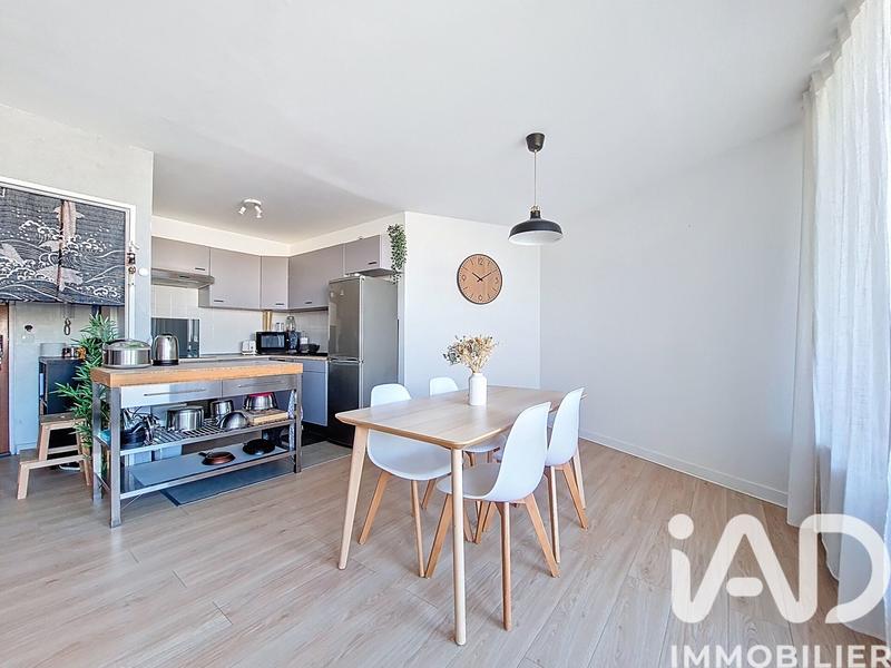 Appartement - 67 m² - 3 pièces