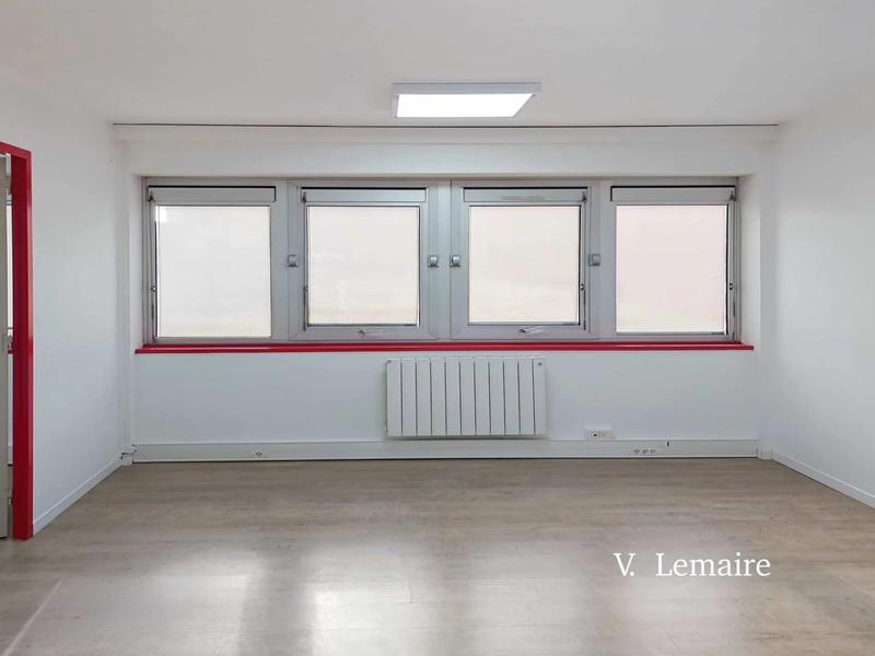 Bureau - 210 m² - 10 pièces