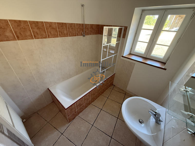 Propriété - 490 m² - 15 pièces